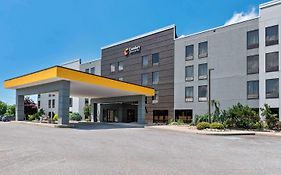 Comfort Inn & Suites York North